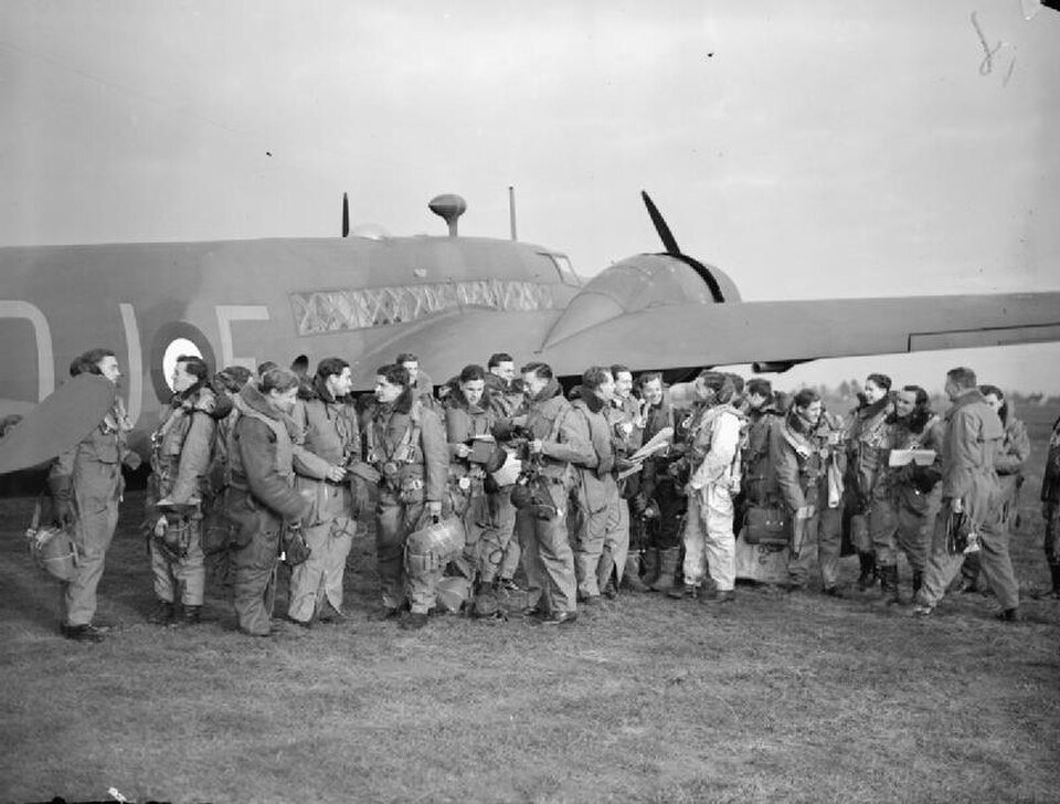 Dobová fotografie československých letců RAF